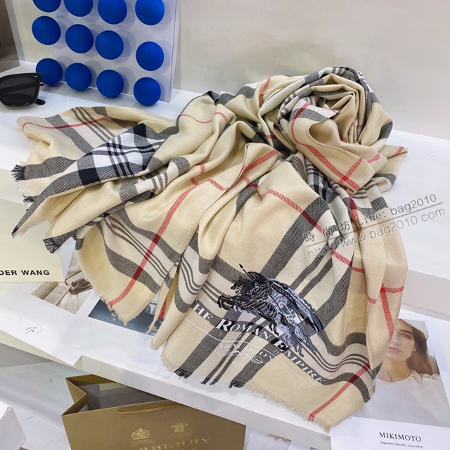 Burberry經典寬格混紡大規格披肩經典格子披肩圍巾 巴寶莉2021新款女士棉絨圍巾  mmj1318